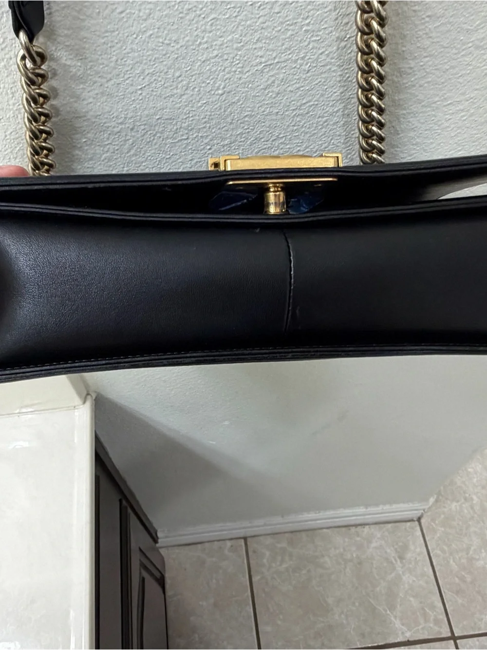 CHANEL classic shoulder